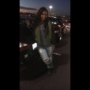 Meet your Posher, Jade